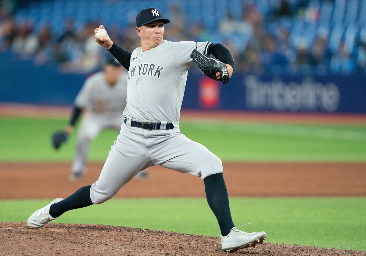 Blue Jays sign reliever Chad Green